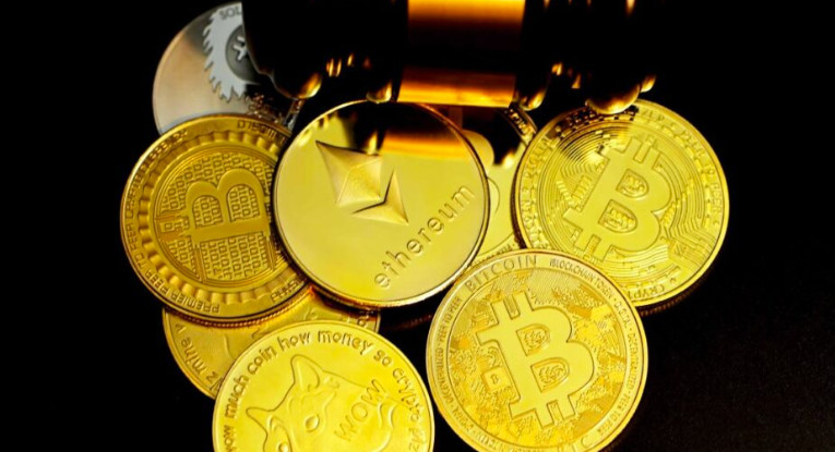 Criptomonedas, entre el control legal y la convivencia con el dinero tradicional