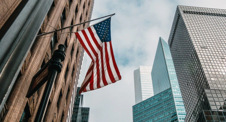 4 mitos sobre abrir una empresa en Estados Unidos siendo colombiano