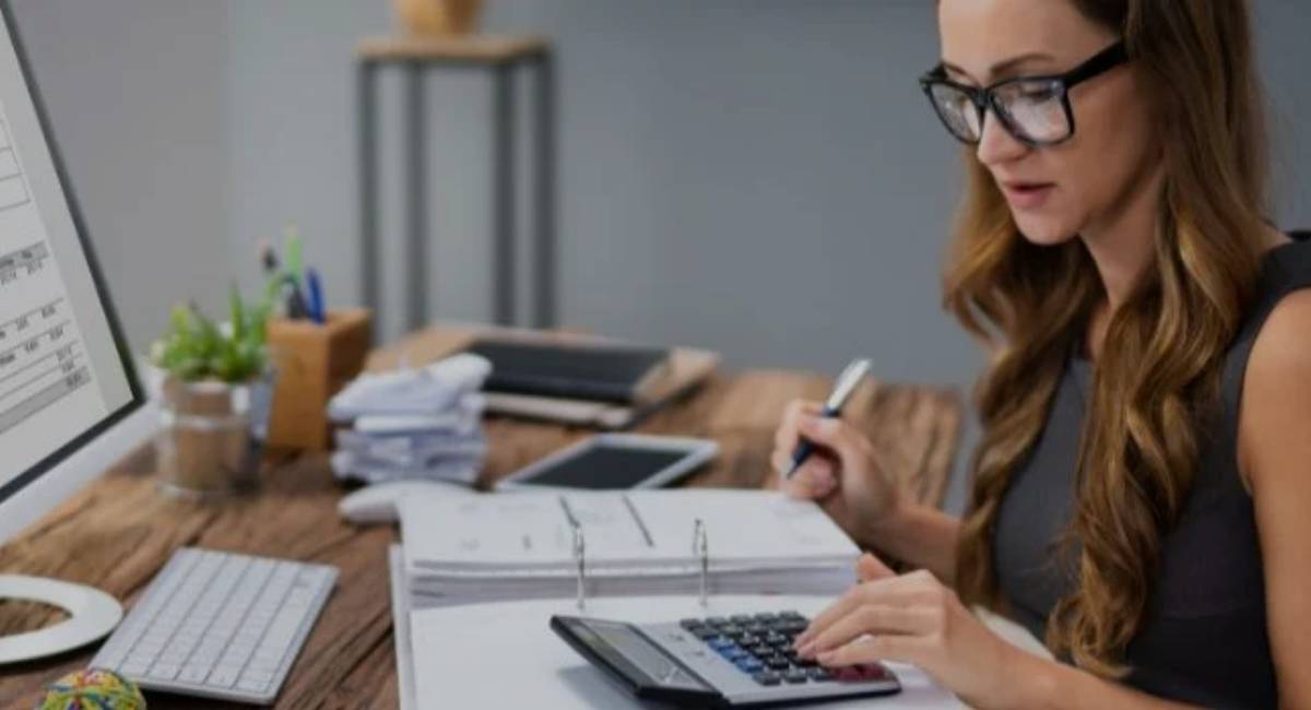 PER de Shiller: Qué es, fórmula y ejemplo